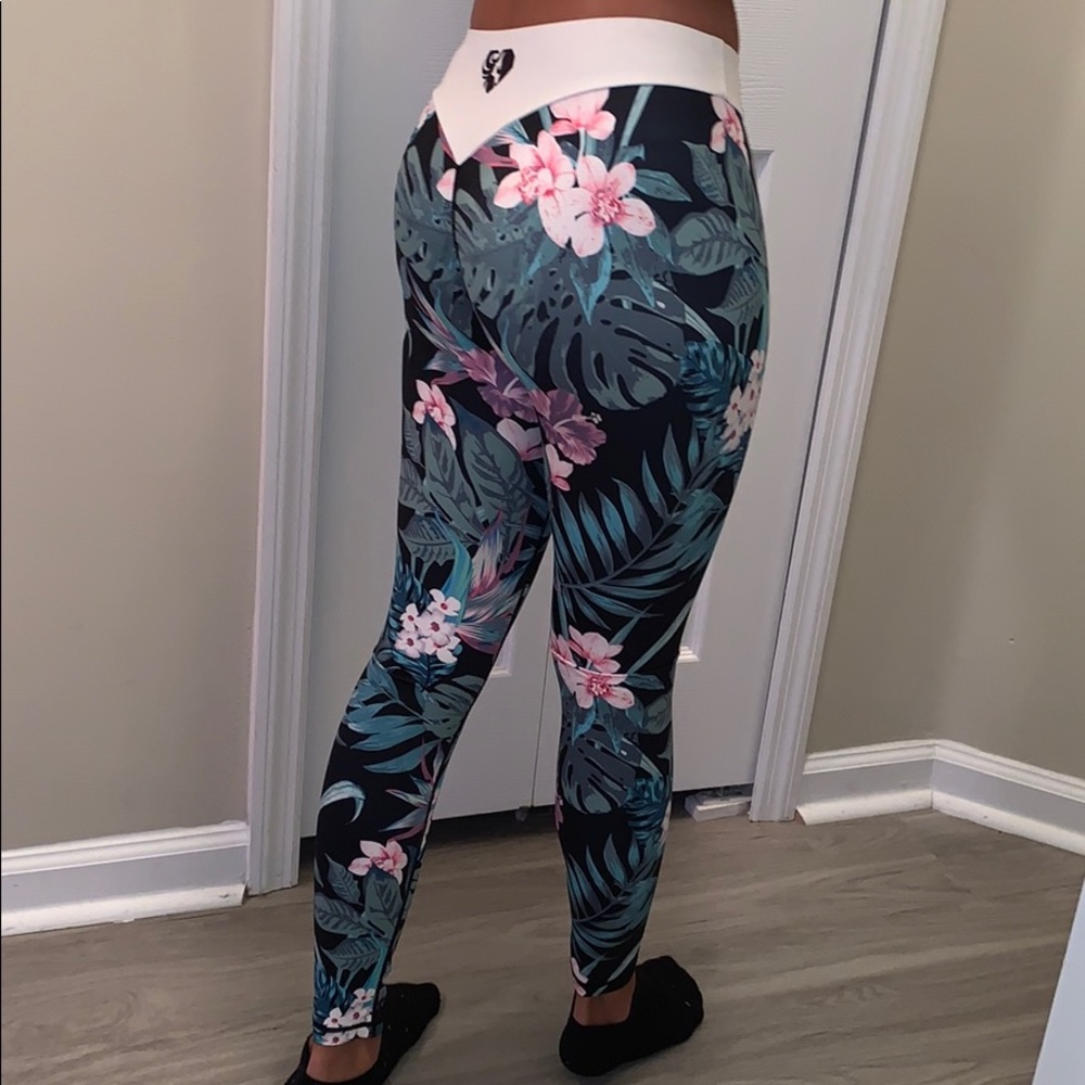 Women’s Best Tropical Print Sport Leggings